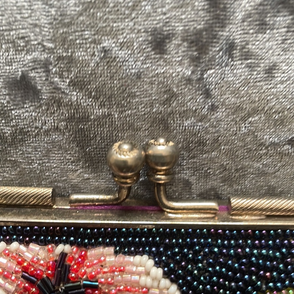 Vintage Beaded Floral Hand Bag - Picture 3 of 4